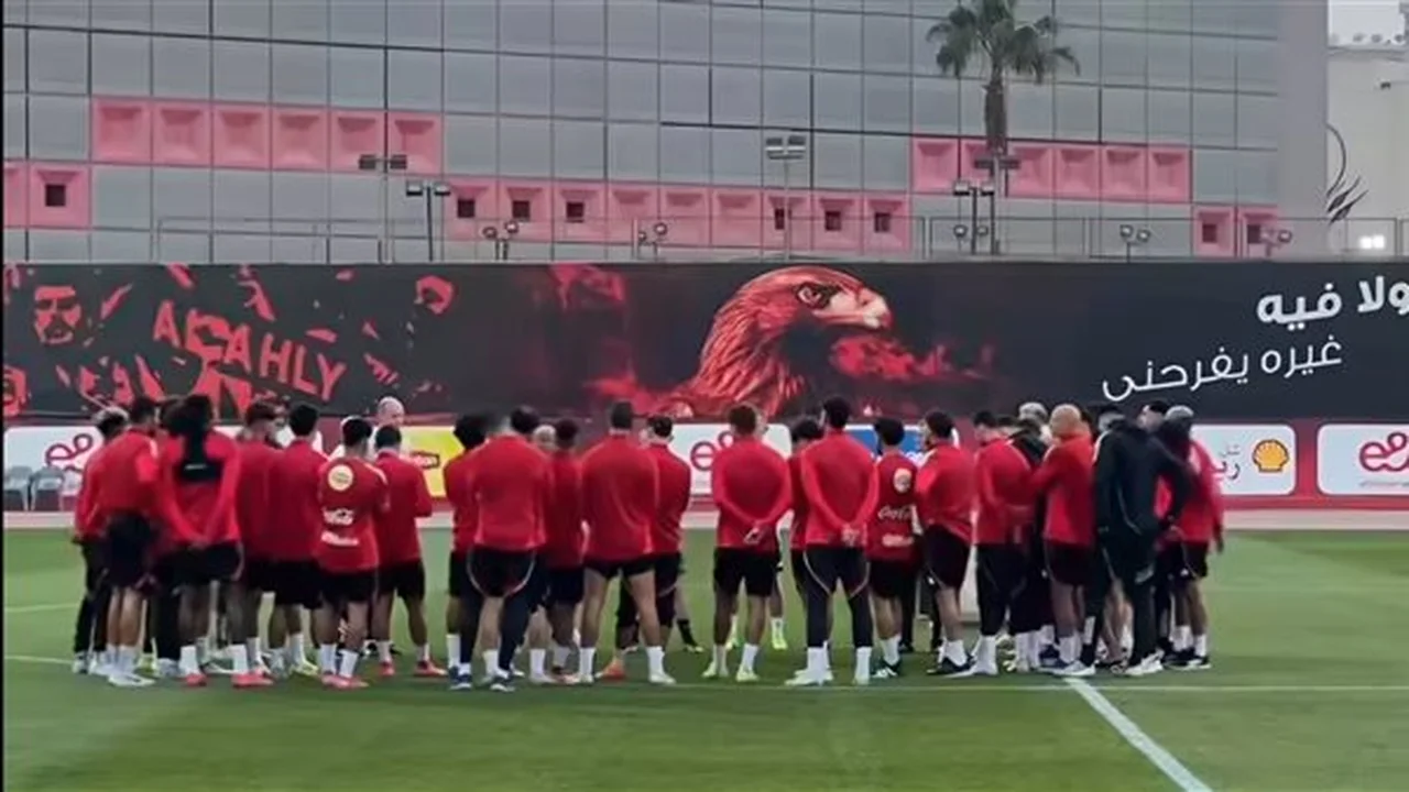 بلمسات أخيرة.. الأهلي ينهي تحضيراته لمواجهة البنك الأهلي في الدوري المصري